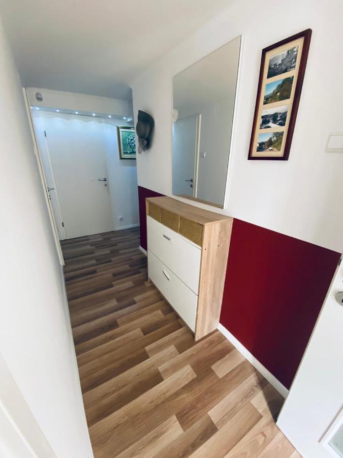 Apartma Kamnitnk Шкофья-Лока Экстерьер фото